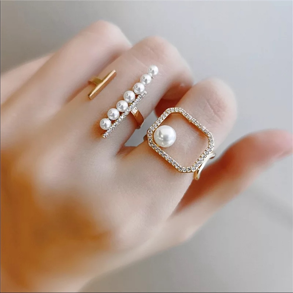 Stylish ring - Picture 2 of 2